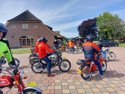 10-We vertrekken.jpg