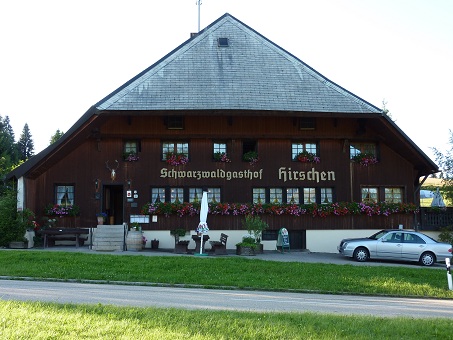 P1000121 453x340.jpg